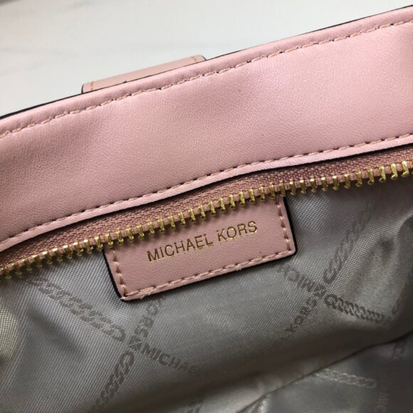 Michael Kors Monogram Underarm Bag Pink - Picture 8 of 10